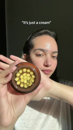 سرم کپسولی ویتامین سی مدیکیوپ روشن کننده بیسار قوی ضد لک